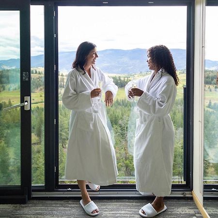 Sparkling Hill Resort And Spa - Adults-Only Resort Vernon Exterior foto