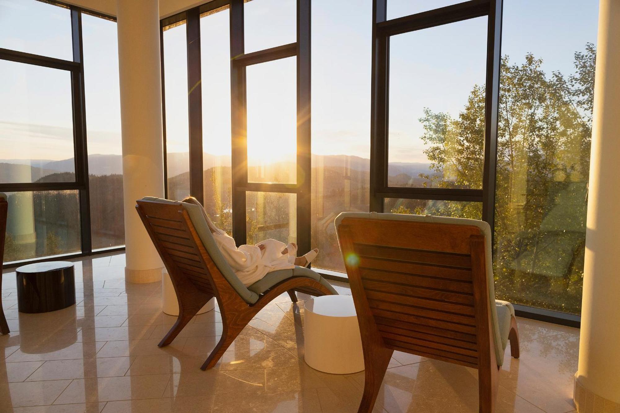 Sparkling Hill Resort And Spa - Adults-Only Resort Vernon Exterior foto